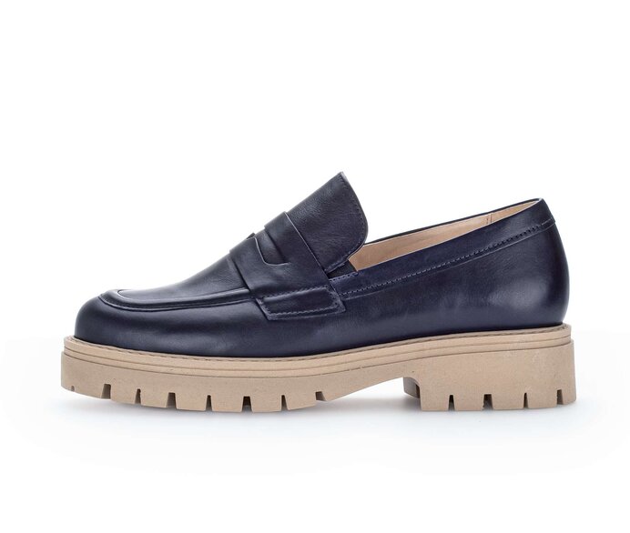 Slip on 22.453.66 Smooth leather blue Gabor