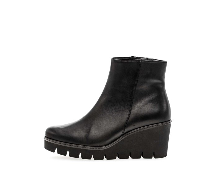 Plateau Stiefelette schwarz #0