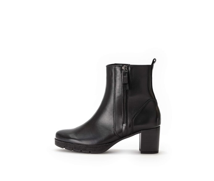 Sportliche Stiefelette schwarz #0