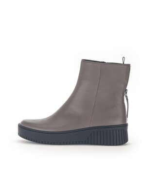 Sportliche Stiefelette grau