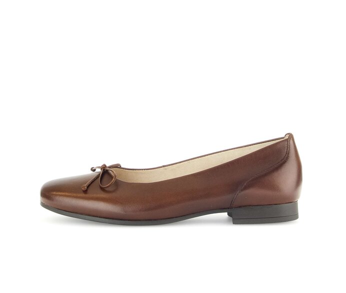 Ballerina elegante marrone #0