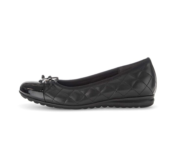 Sportieve ballerina 52.622.57 Glad leer zwart Gabor