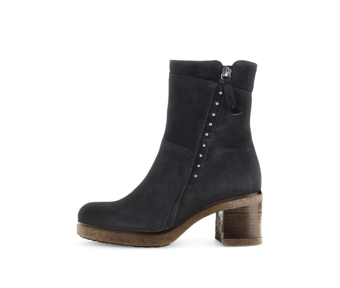 Enkellaarsjes op plateau 52.853.47 Suede zwart Gabor