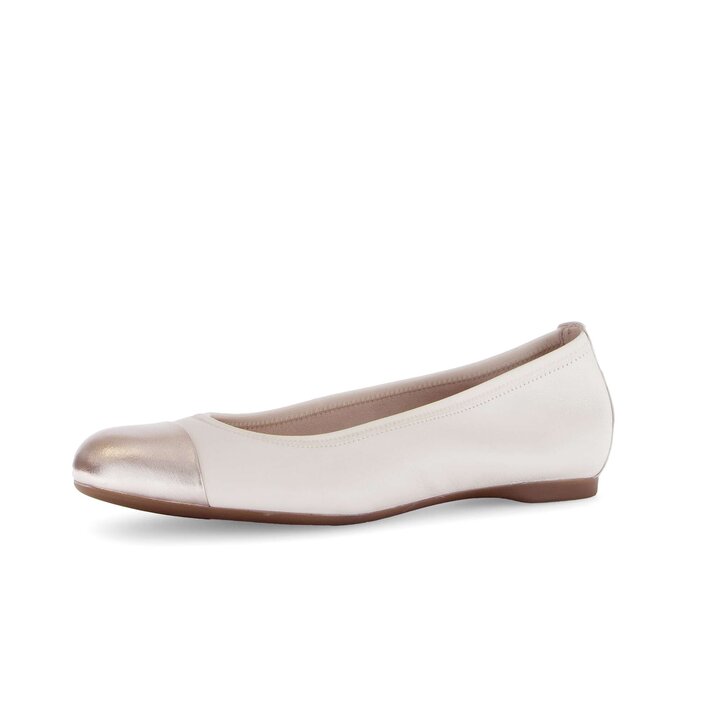 Eleganter Ballerina creme #2