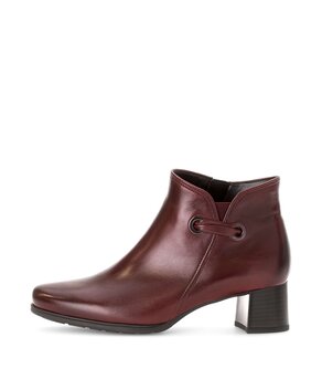 Sportliche Stiefelette Rot