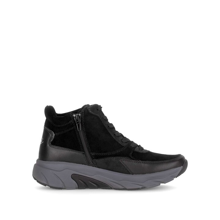 Sneaker high schwarz #1