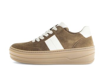 Lage sneaker bruin