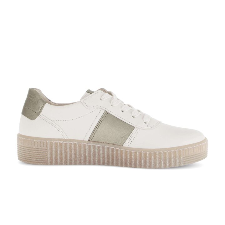 Sneaker low creme #1