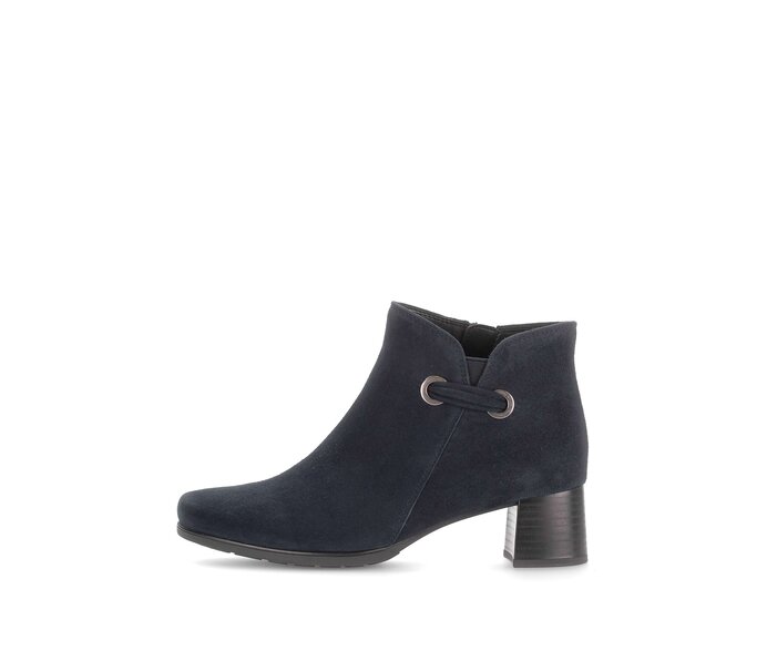 Sportliche Stiefelette blau #0