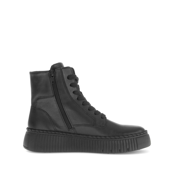 Plateau Stiefelette schwarz #1