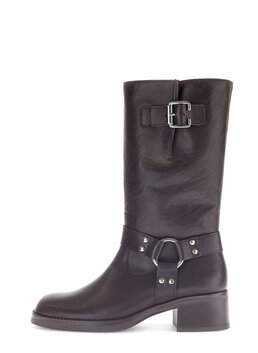 Eleganter Stiefel braun