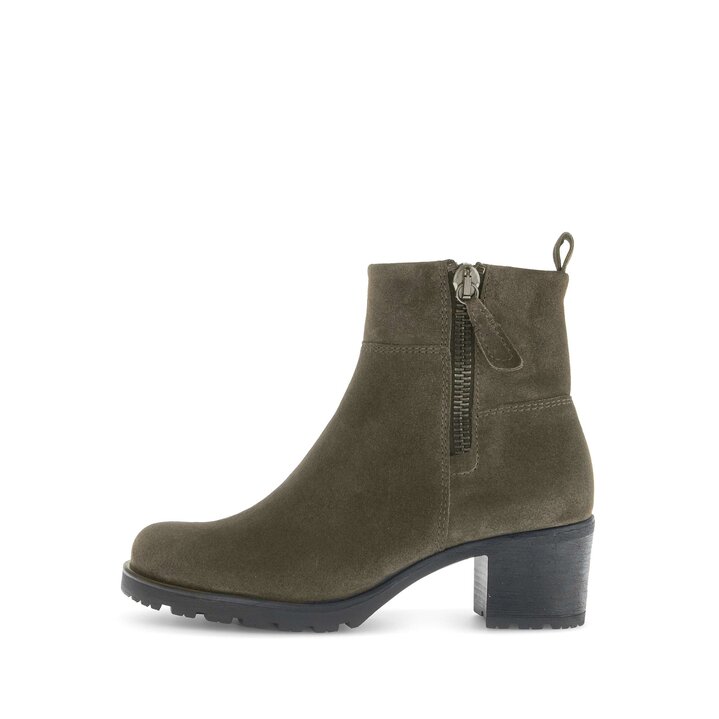 Sportliche Stiefelette grün #0