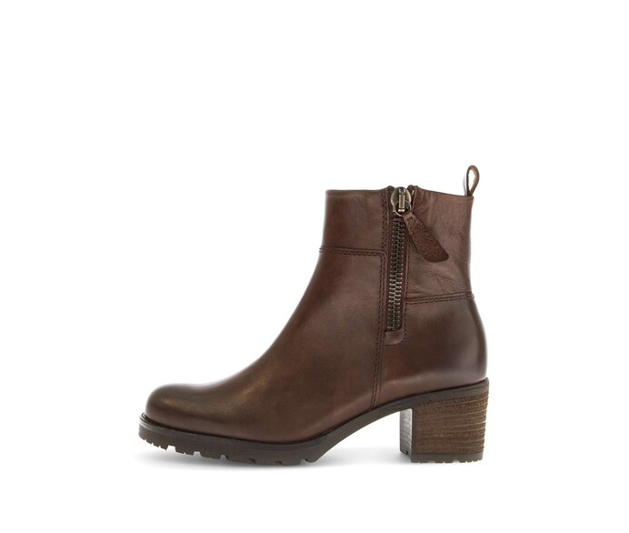 Sportliche Stiefelette braun #0