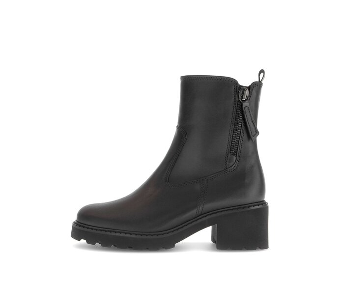 Plateau Stiefelette schwarz #0