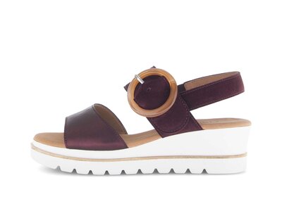 Sandalo con plateau rosso