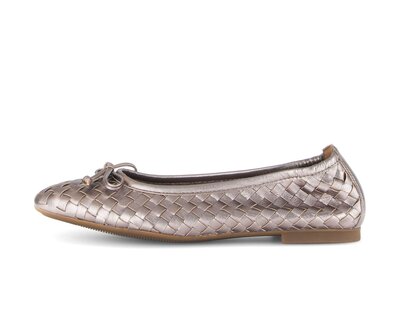 Elegante ballerina beige