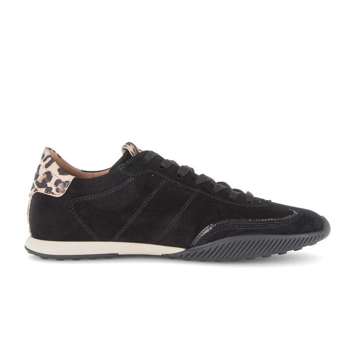 Sneaker low schwarz #1