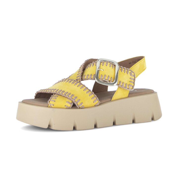 Sandale à plateforme jaune #2