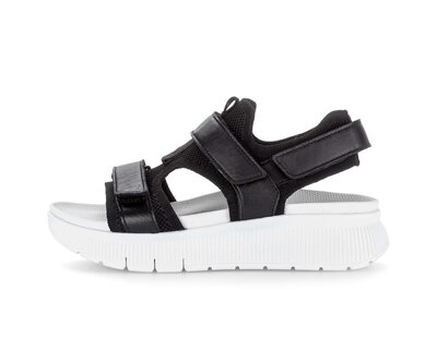 Sandalo con plateau nero