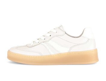 Lage sneaker crème