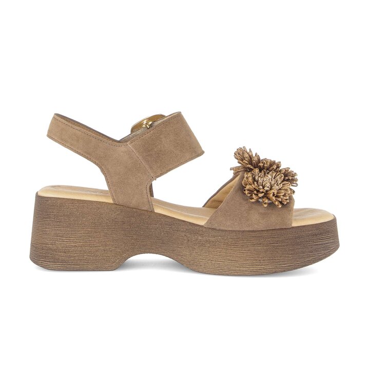 Sandalo con cinturino marrone #1