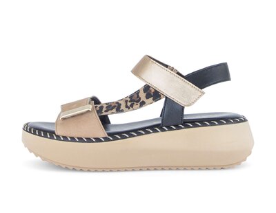 Sandalo con plateau beige