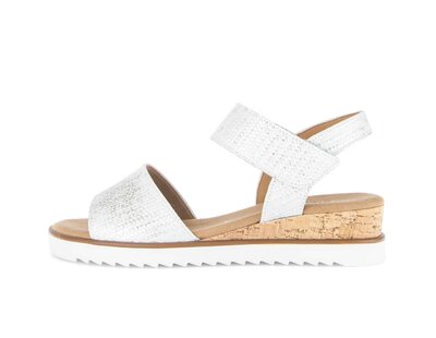 Sandale met plateauzool wit