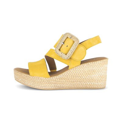 Sandaleno met sleehak geel