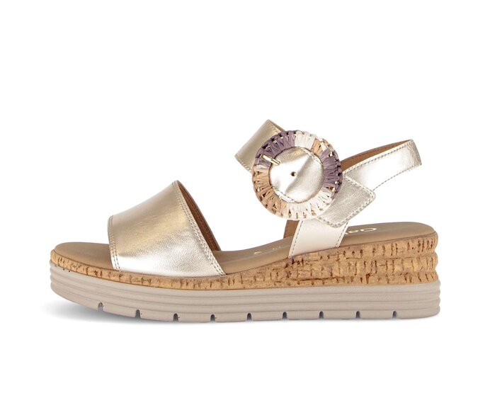 Sandale à plateforme or #0