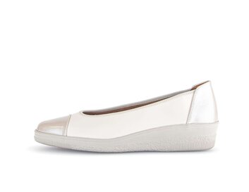 Ballerina sportiva crema