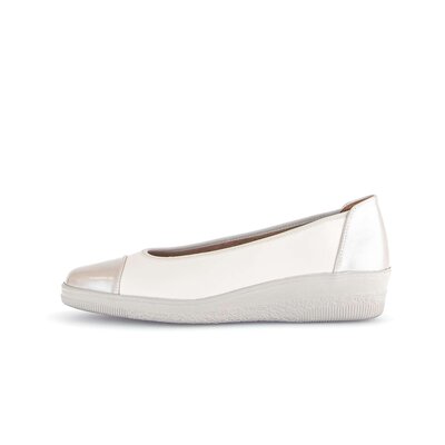 Ballerina sportiva crema