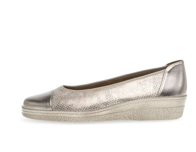 Ballerina sportiva bronzo