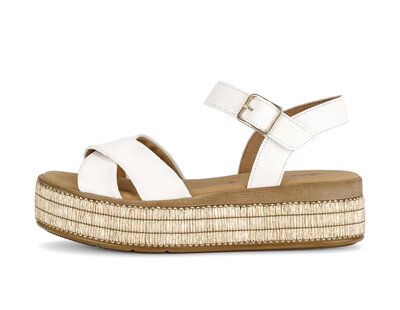 Sandalo con plateau crema