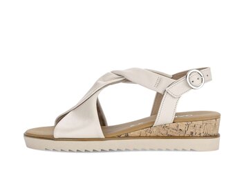 Sandaleno met sleehak beige