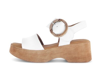 Sandalo con plateau crema