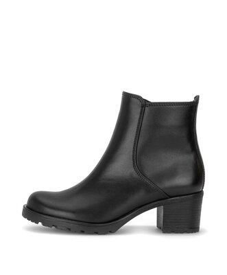Sportliche Stiefelette schwarz