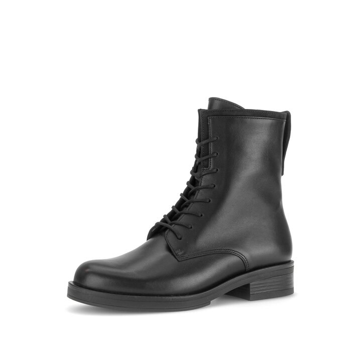 Stivaletto stringato nero #2