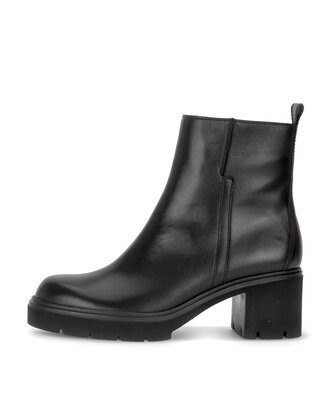 Plateau Stiefelette schwarz