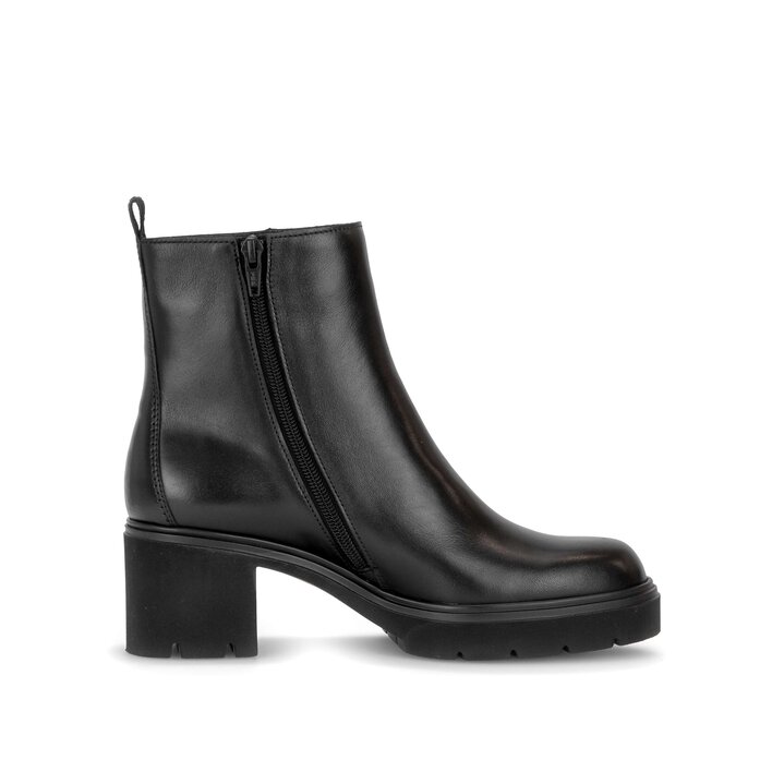 Plateau Stiefelette schwarz #1
