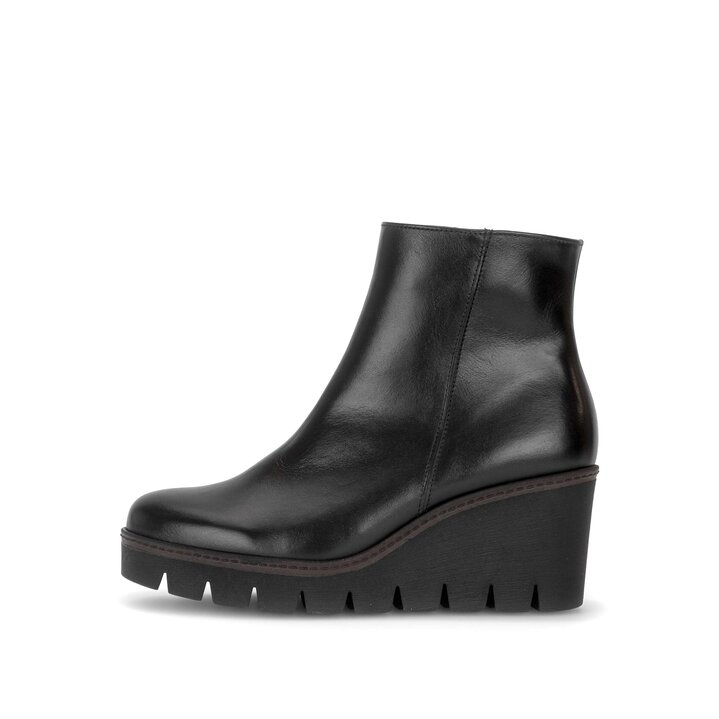 Stivaletto con plateau nero #0
