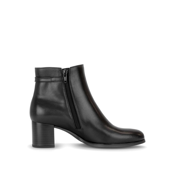 Elegante Stiefelette schwarz #1