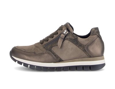Lage sneaker bruin