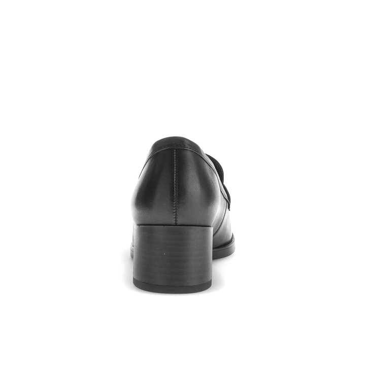 Mocassini con tacco nero #3