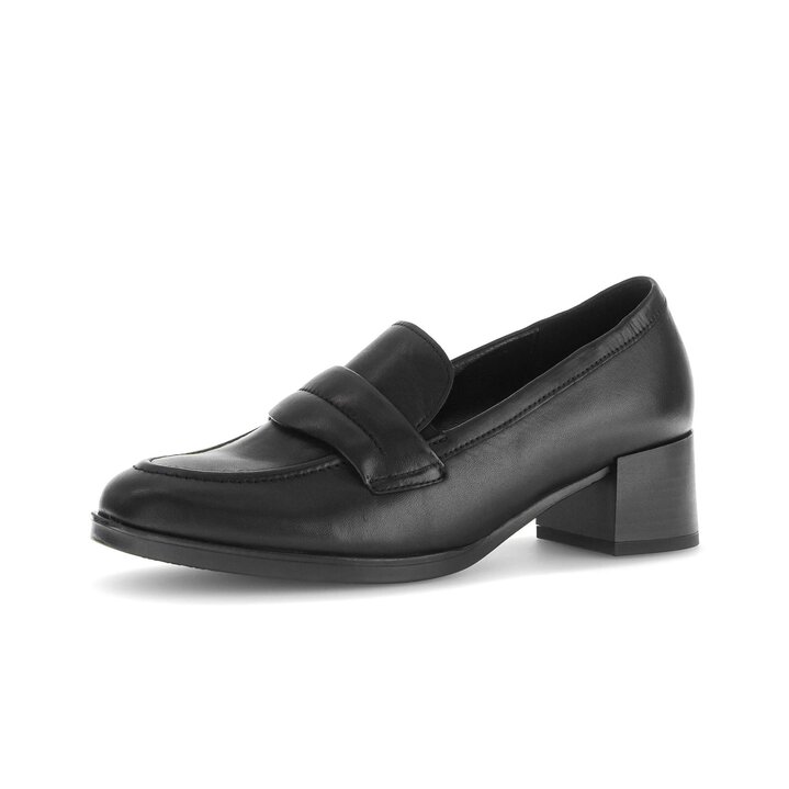 Mocassini con tacco nero #2