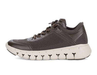 Sneaker low braun