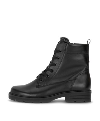 Stivaletto stringato nero