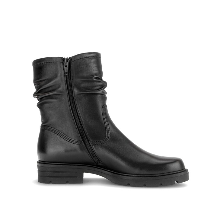 Sportliche Stiefelette schwarz #1