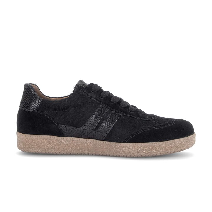 Basket basse noir #1
