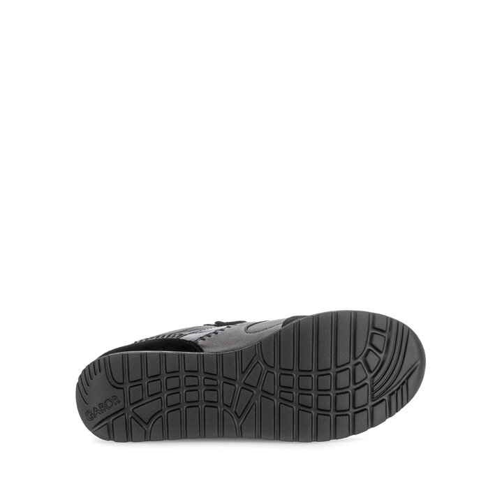 Basket basse noir #4