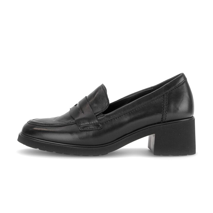 Mocassini con tacco nero #0